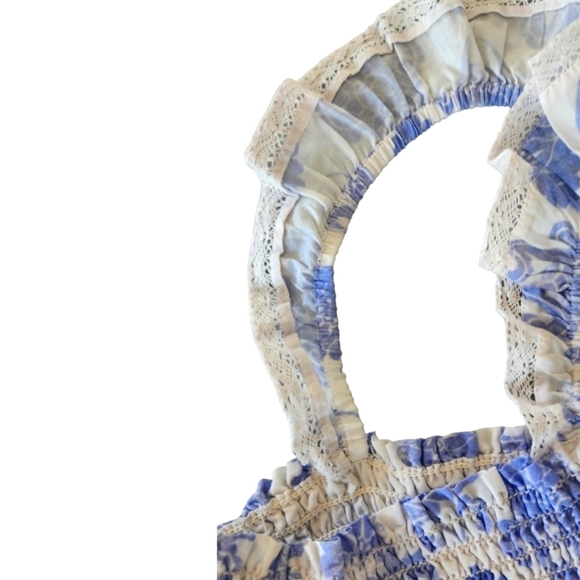 Aritzia Wilfred Crop Top Blue/White Lace Straps Ruffle Hem Sz M - Picture 5 of 13